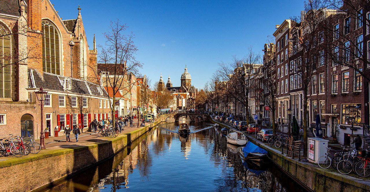 Amsterdam-waterways-canal