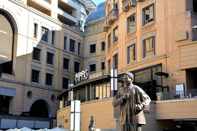 Nelson Mandela Statue Johannesburg